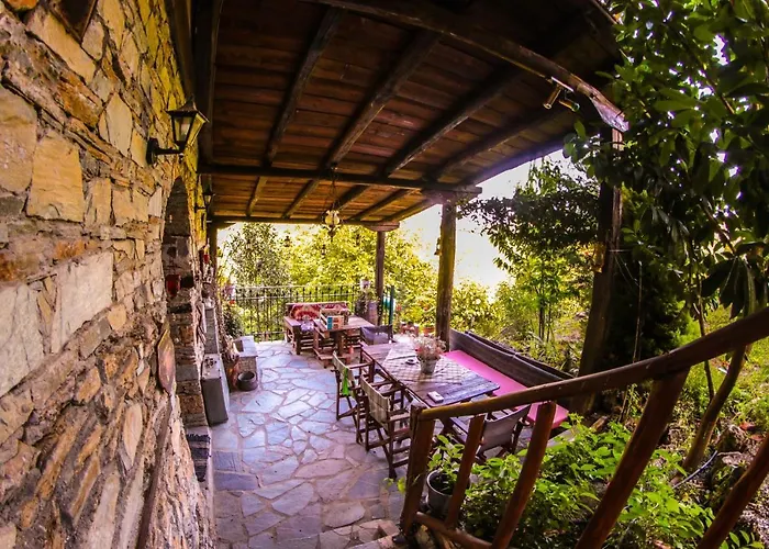 Mylos بيت ضيافة